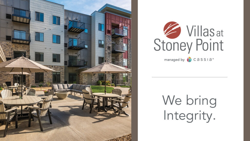 Patio of Villas of Stoney Point with the logo